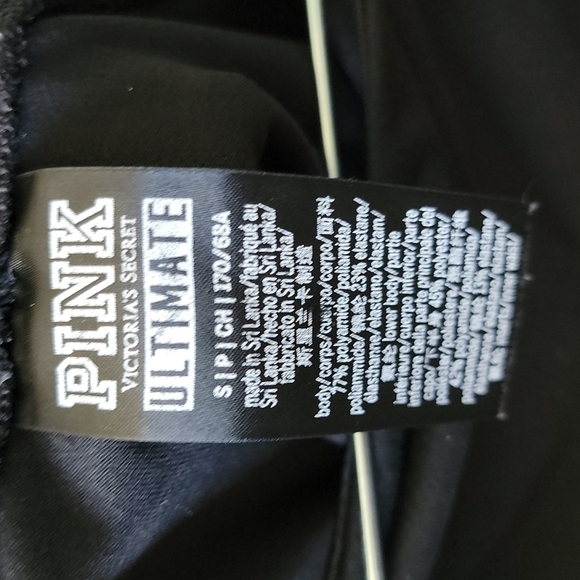 PINK Sporty Colorblock Ultimate High Rise Legging With mesh panel small - Picture 10 of 11